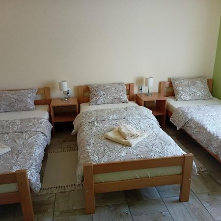 Apartman Fiva Apartment Pacir Exterior photo